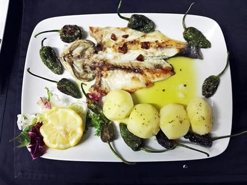 Plato de cocina gallega - Restaurante Casa O Gurés