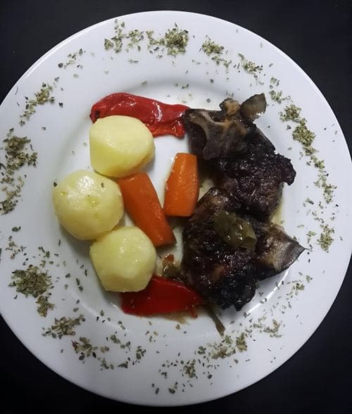 Plato de cocina gallega - Restaurante Casa O Gurés