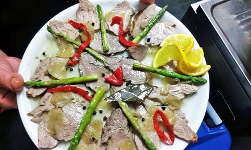 Plato de cocina gallega - Restaurante Casa O Gurés